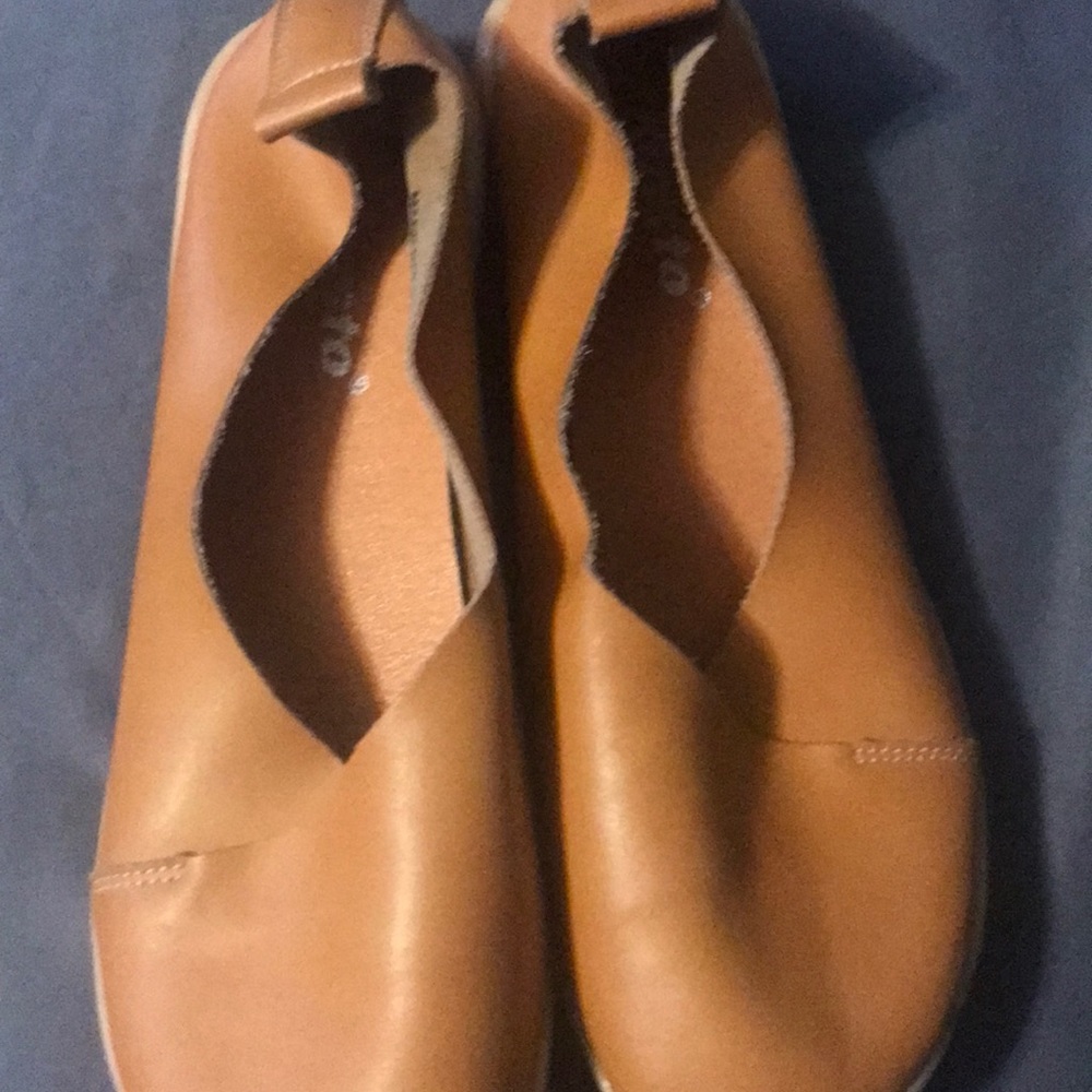 Kunsto flat shoes